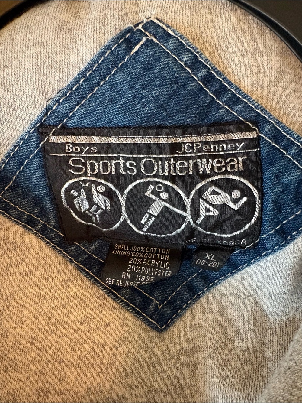 JCPenny Denim Sports Outerwear Vest. Fully lined with Gray Hood - Picture 3 of 4